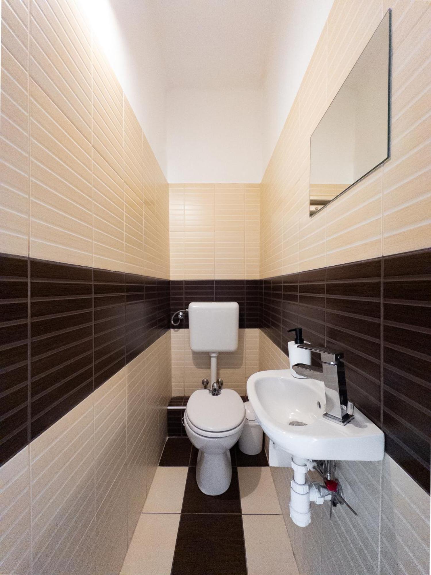 Loggia Apartman Győr Exteriör bild